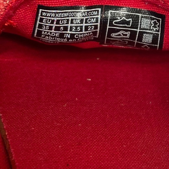 Keen Women's Red Catalina Canvas Boat‎ Shoe Size 5 - Picture 7 of 8